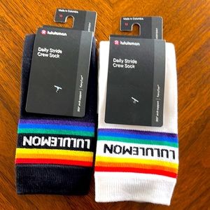 LULULEMON Daily Stride Crew Sock - Size M - Lot of 2